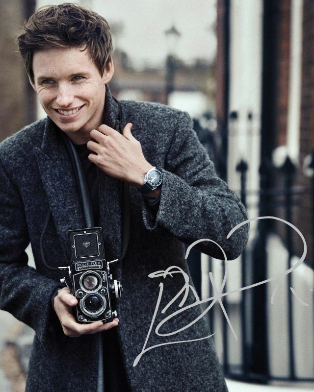 Eddie Redmayne Autograph Signed Photo Poster painting Print