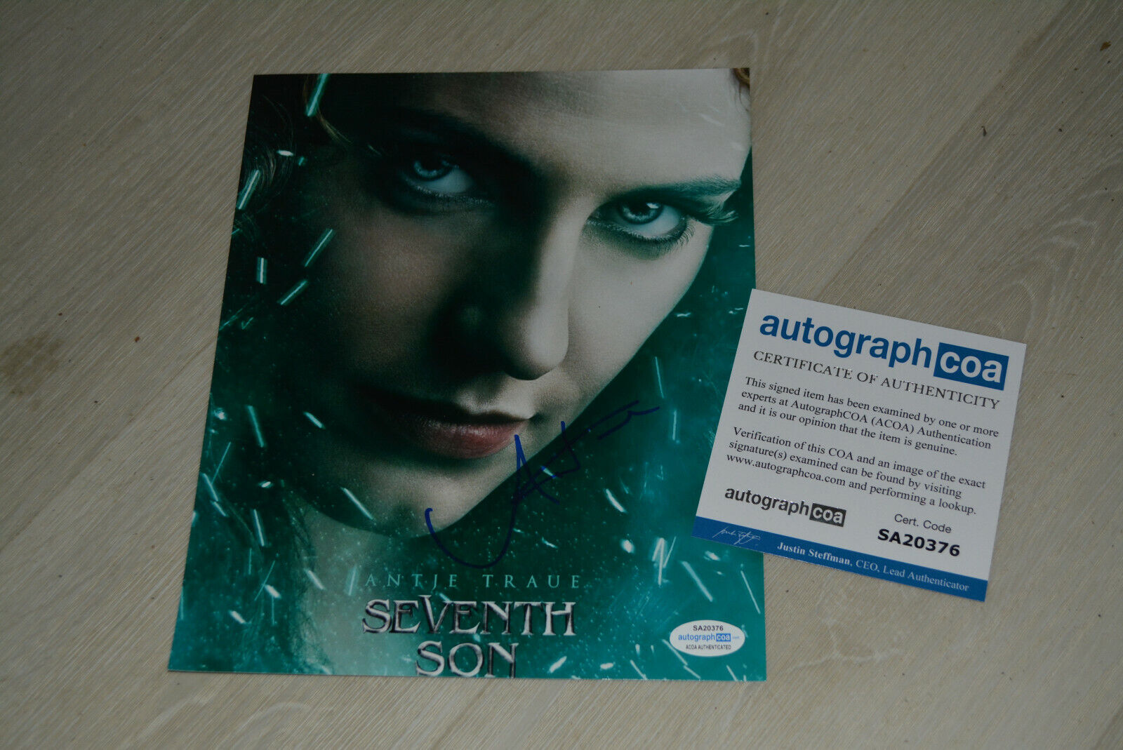 ANTJE TRAUE signed autograph In Person 8x10 ( 20x25 cm) SEVENTH SON + ACOA CERT