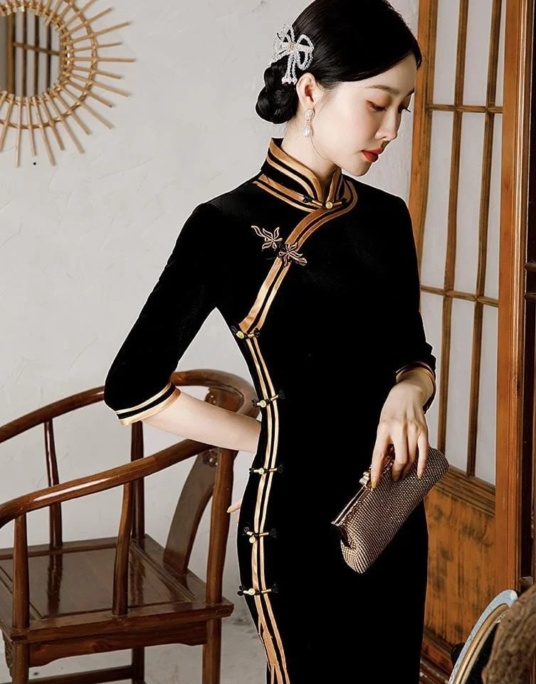 Chinese classic style, velvet fabric long Qipao