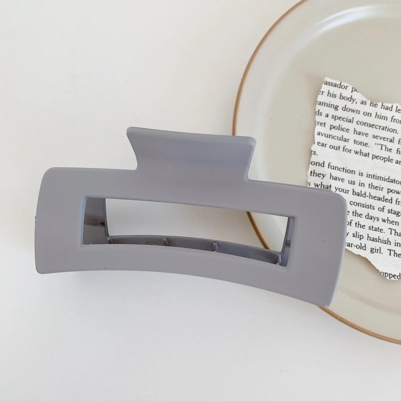 Women’s Minimalist Classic Style Solid Color Plastic Hair Claws