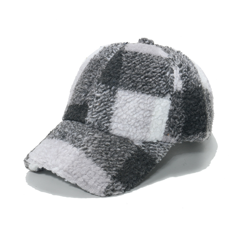 Lambswool Warm British Style Retro Plaid Baseball Cap