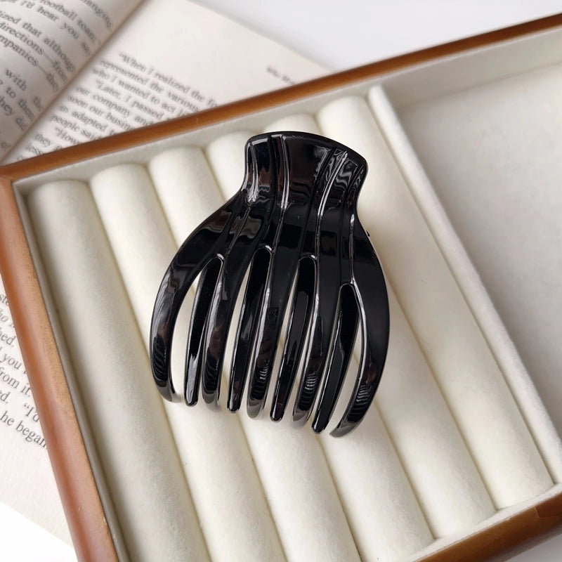 Minimalist Women’s Solid Color Plastic Resin Stoving Varnish Hair Claws