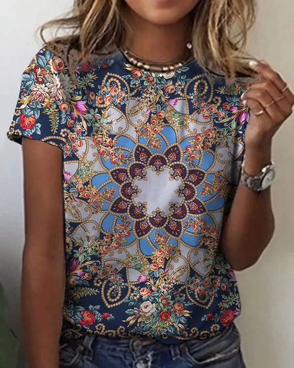 Women's Mandala Floral Pattern Crew Neck T-shirt