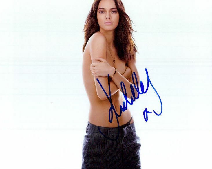 Kendall Jenner signed 8x10 Photo Poster painting in-person