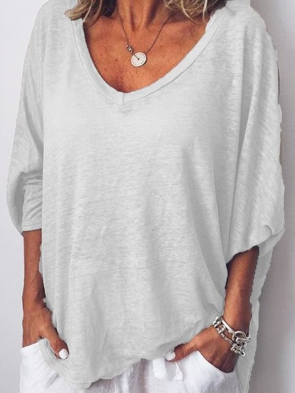 Heart Neck Bat Sleeve T-Shirt