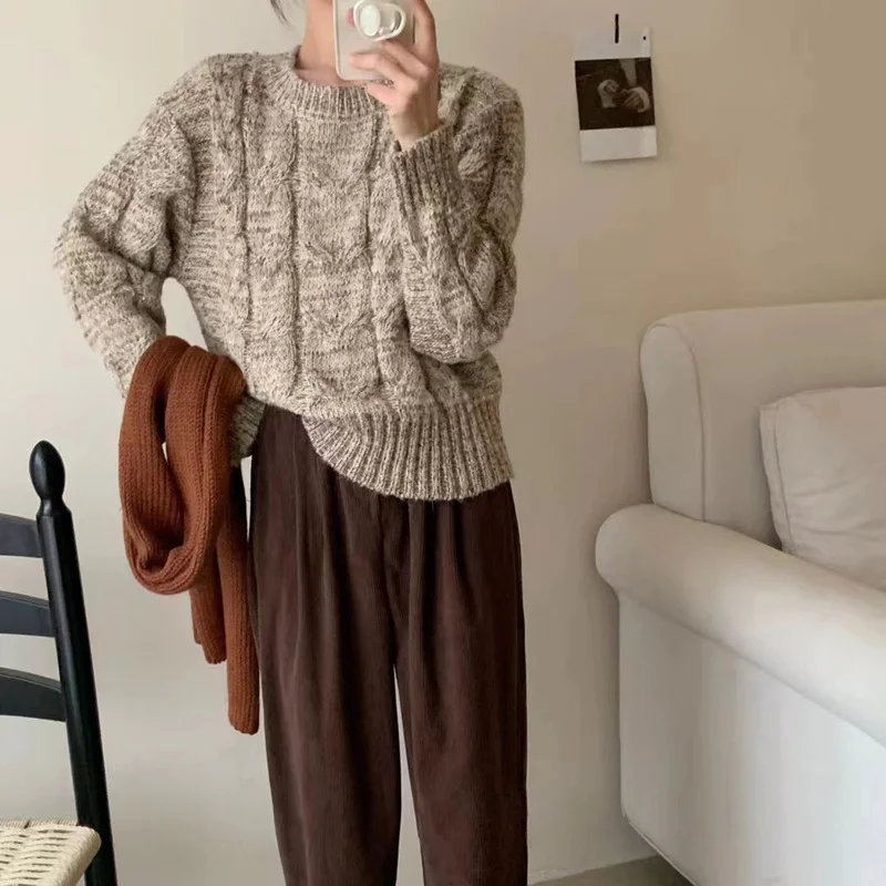 Toloer Toloer Short Style Round Neck Sweater Female 2024 Autumn / Winter New Korean Version Of Foreign Style Loose Jacket Sweater Jacket-Outfit Ideas