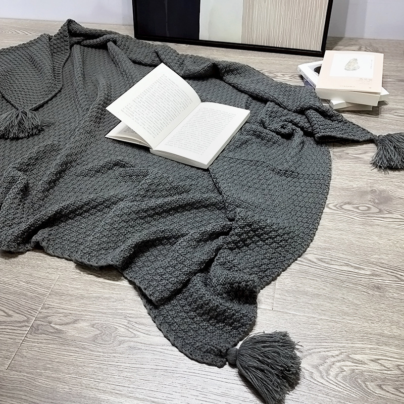 Casual Solid Color Fringe Knitted Blanket
