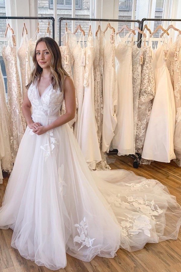 Bellasprom Gorgeous Long Tulle Sleeveless Wedding Dress Lace Appliques Tulle V-Neck