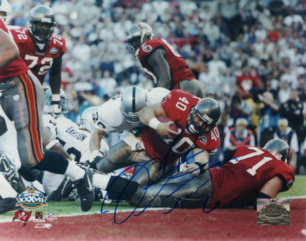 MIKE ALSTOTT SIGNED AUTOGRAPH 8x10 Photo Poster painting - TAMPA BAY BUCS SUPER BOWL CHAMPION