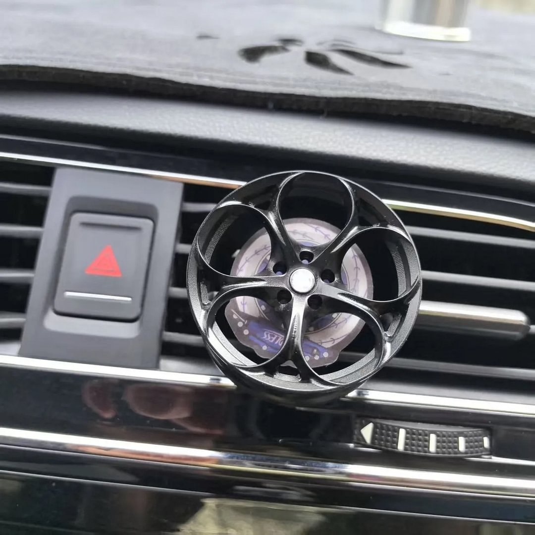 Car-mounted forged aluminum alloy wheel-shaped air freshener (car logo can be customized)
