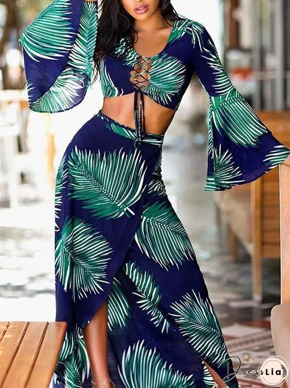 Sexy Two-Piece Lace Up Flare Sleeve Floral Printed Crop Tops Skirts Outfits