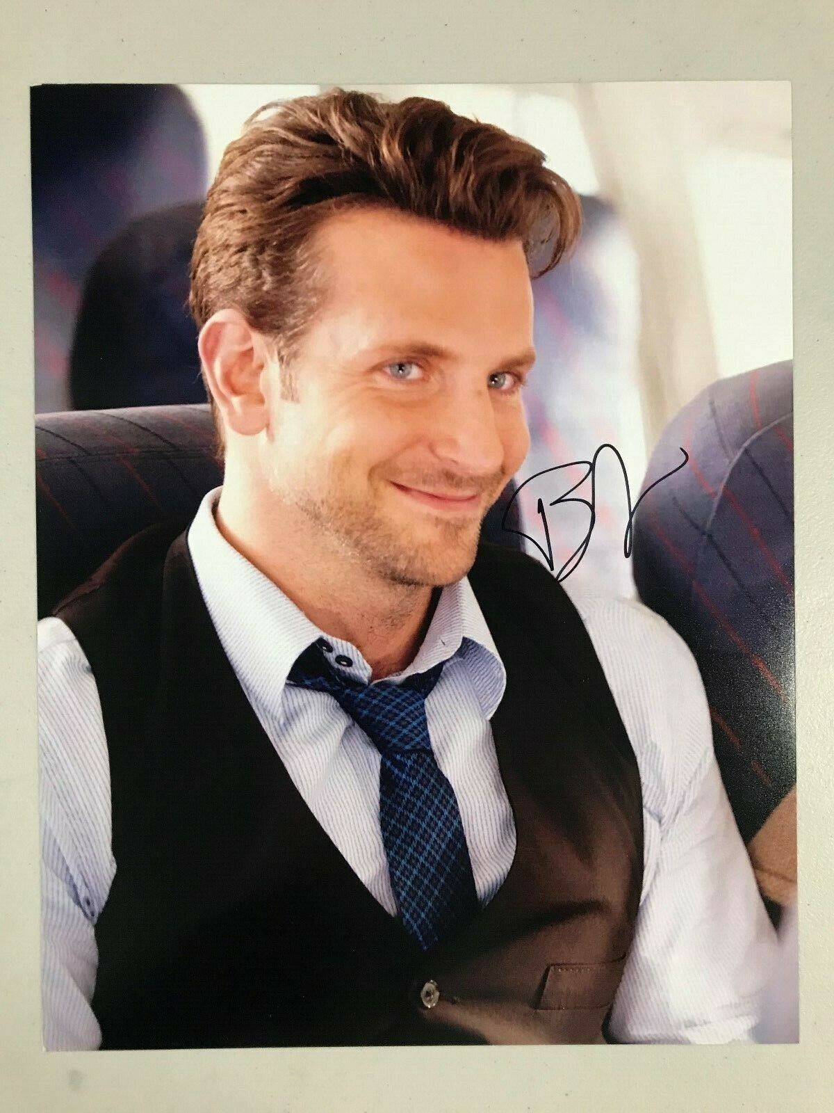 Bradley Cooper Valentine's Day autographed Photo Poster painting signed 11x14 #1 Holden