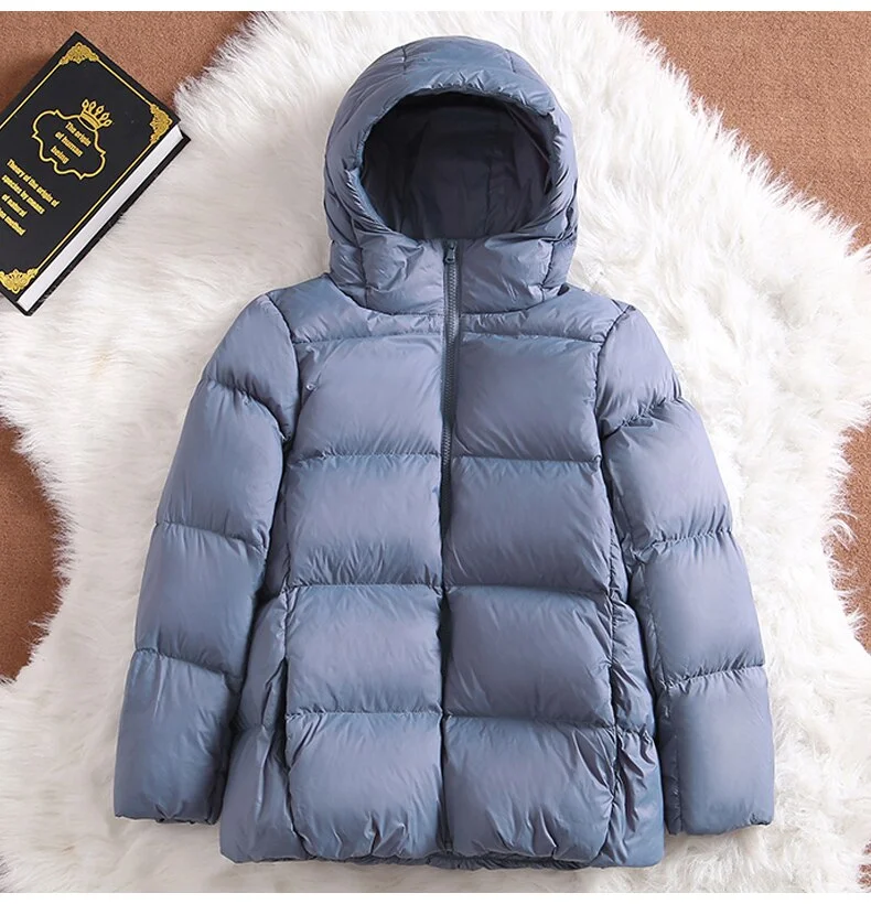 FTLZZ New Ultra Light Hooded Short Jacket Women 90% White Duck Down Coat Casual Windbreak Parkers Lightweight Warm Snow Outwear