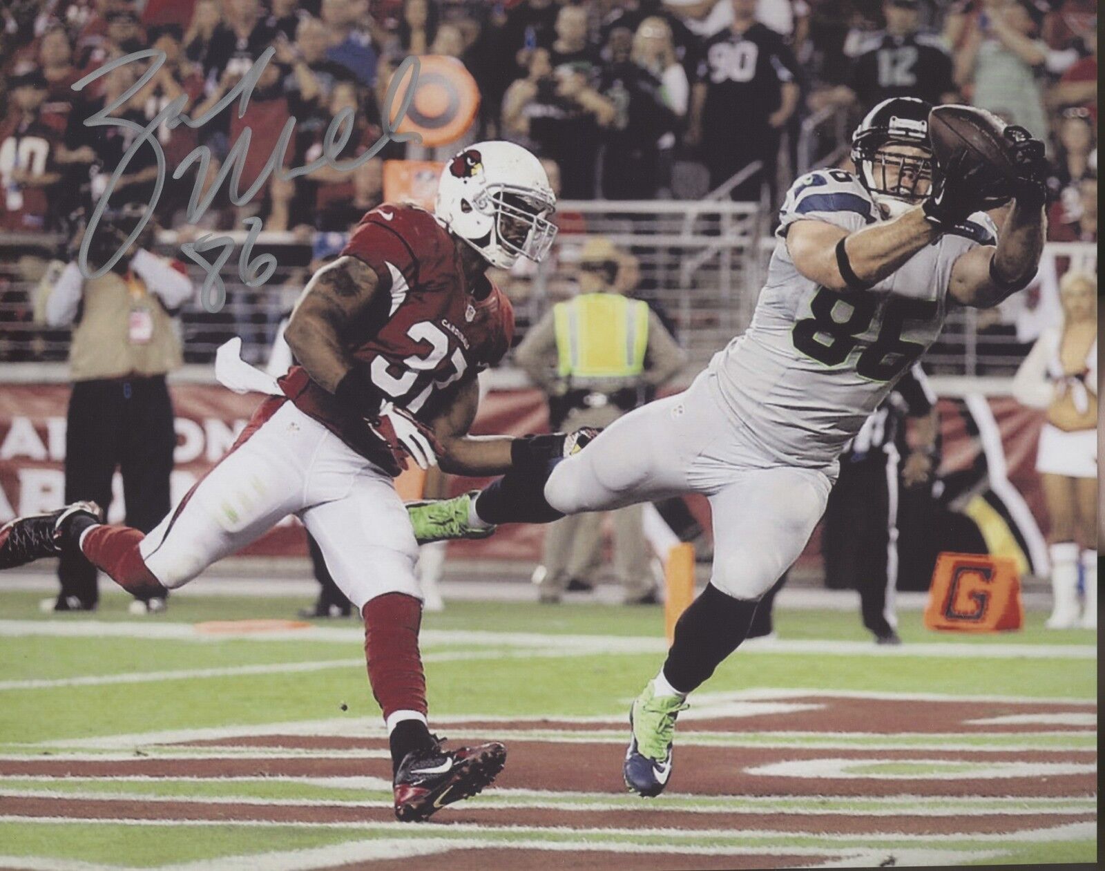 Zach Miller 8x10 Photo Poster painting Autographed Signed AUTO Seahawks SB XLVIII Champ SPH 0076