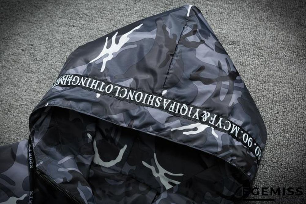 Men's Camouflage Military Casual Zipper Windbreaker Jackets Hooded Coats | EGEMISS