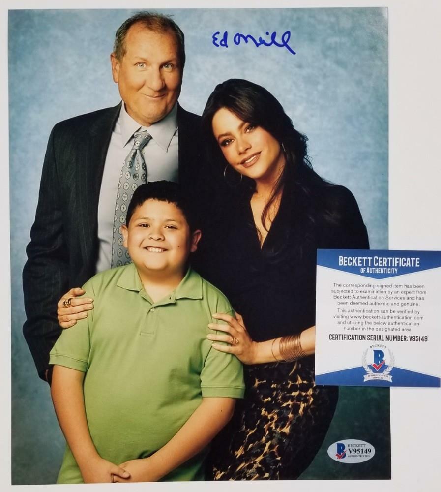 Ed O'Neill signed 8x10 Photo Poster painting #5 Modern Family Autograph ~ Beckett BAS COA