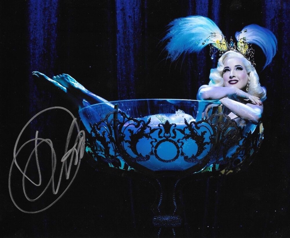 * DITA VON TEESE * signed autographed 8x10 Photo Poster painting * SEXY BURLESQUE * 4