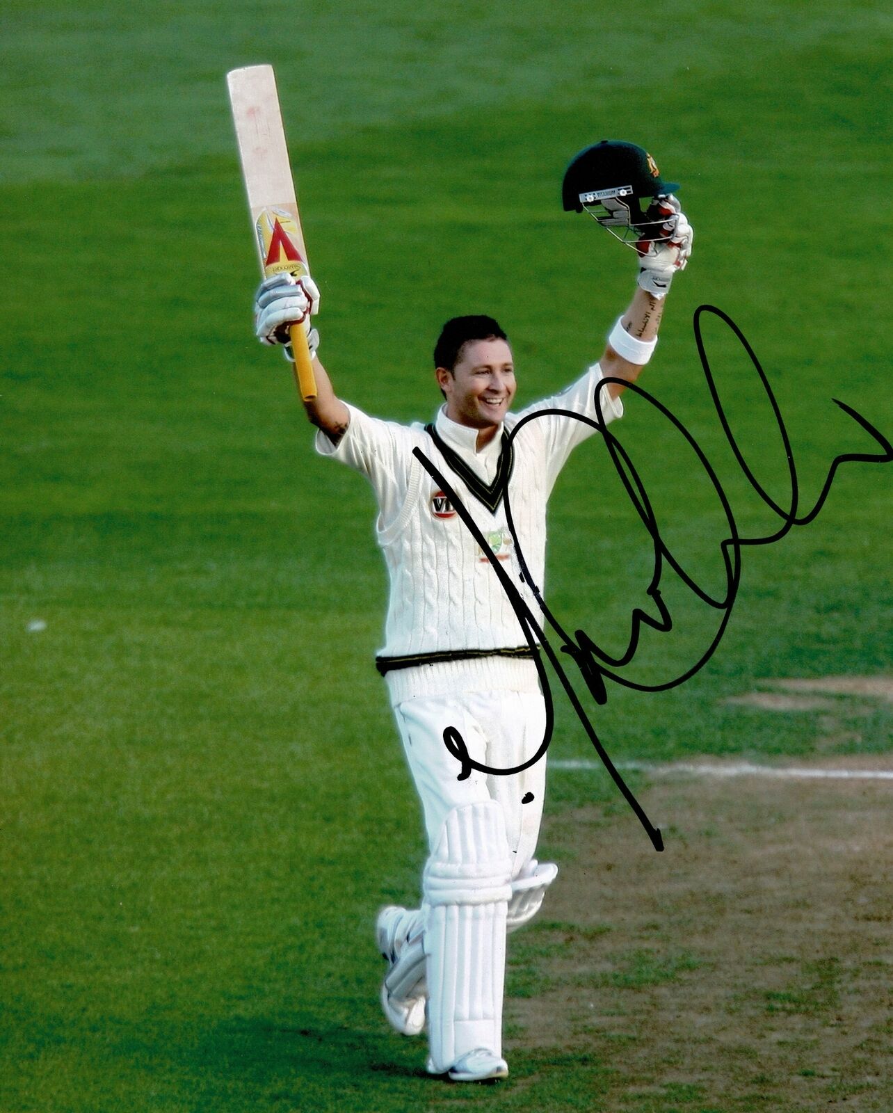 Michael Clarke Signed 10X8 Photo Poster painting Australia Genuine Signature AFTAL COA (2520)