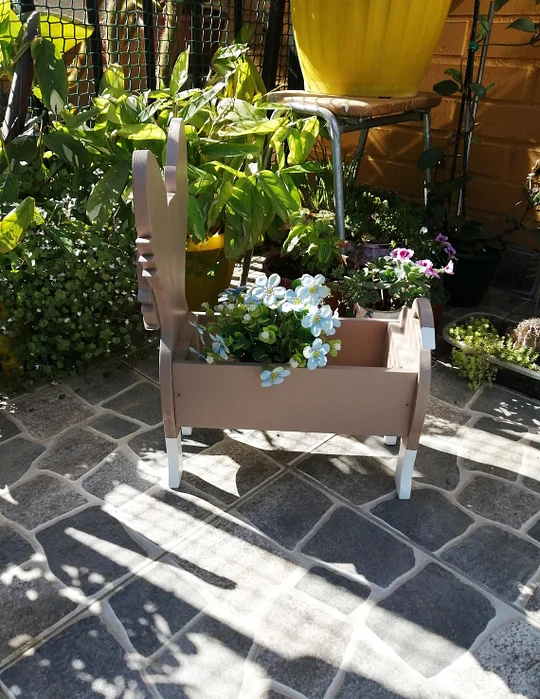 Pattern Wood Planter Chiguagua Dog Pet Planter Chiguagua image 2