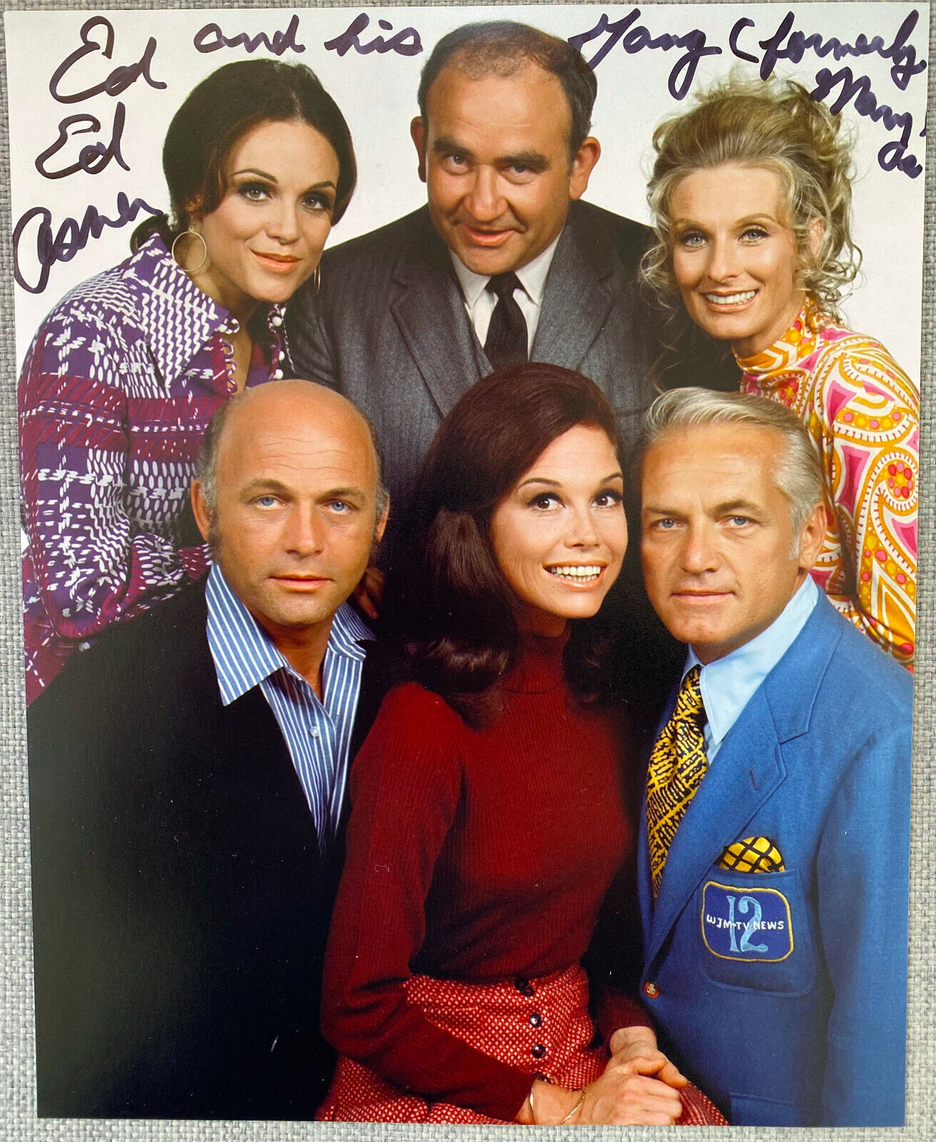 Ed Asner Signed In-Person 8x10 Color Photo Poster painting -The Mary Tyler Moore Show, Authentic