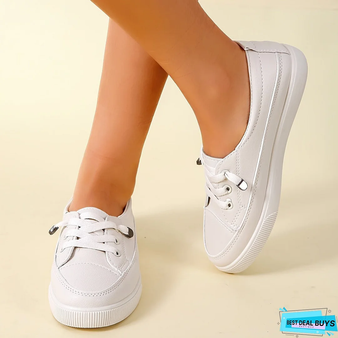 L&eacute;a | Slip-On Flat Skate Shoes