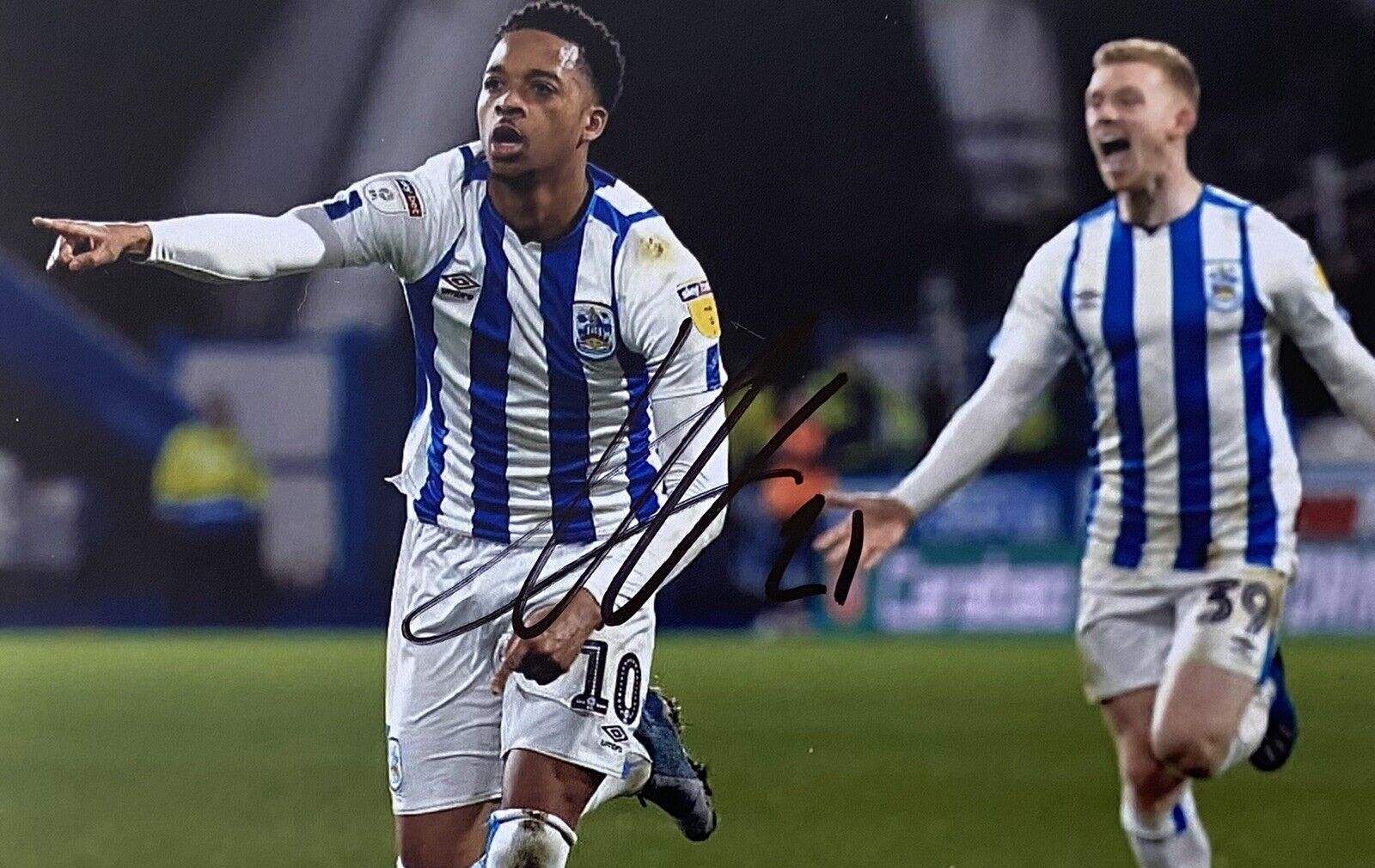 Chris Willock Genuine Hand Signed Huddersfield Town 6X4 Photo Poster painting