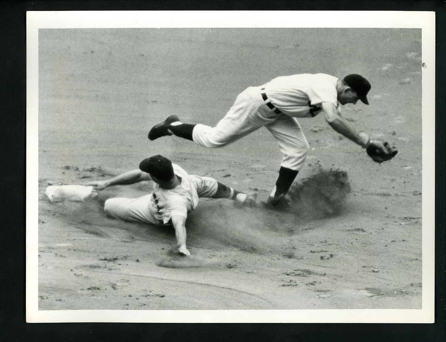 George Strickland & Roy Sievers 1955 Press Photo Poster painting Cleveland Indians Senators