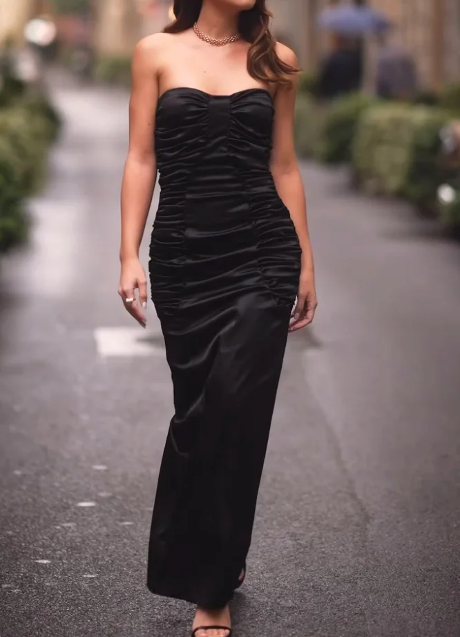 Women's solid color tube top dress
