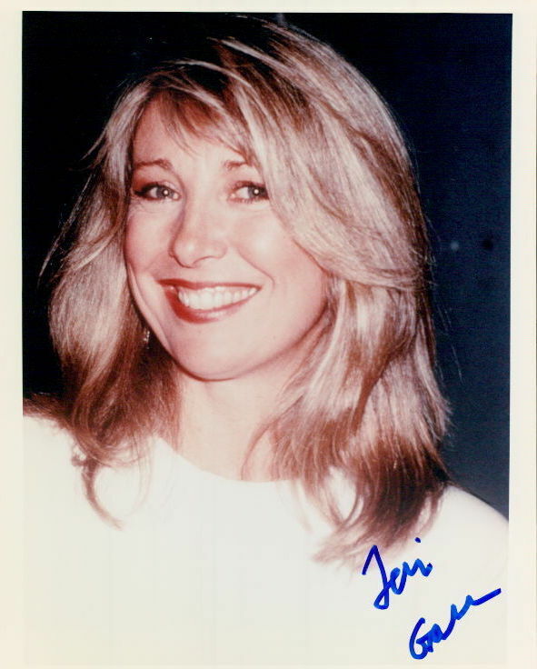 Teri Garr signed 8x10 Photo Poster painting In-person