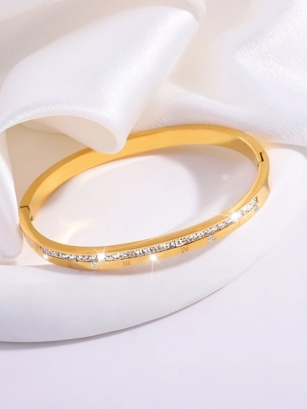 Elegant Luxurious Shiny Geometric Titanium Steel Bangle