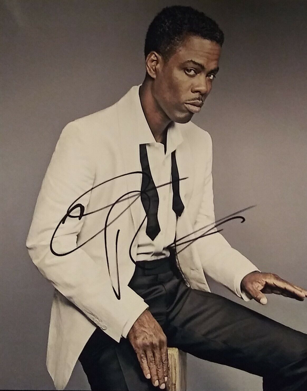 Chris Rock signed 8 x 10