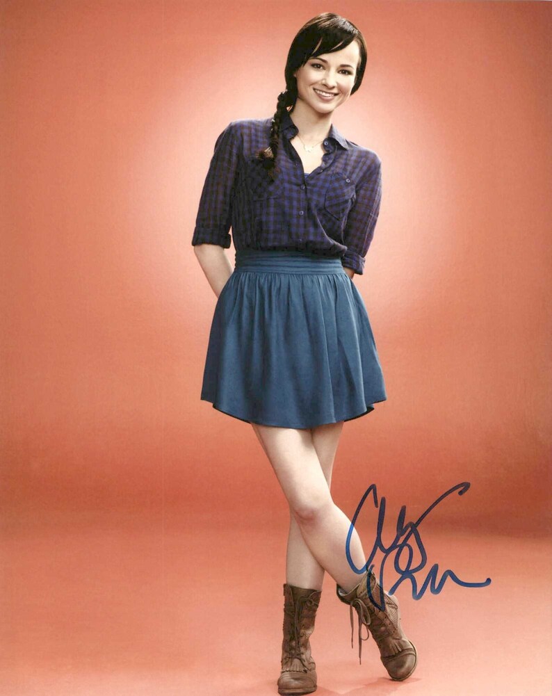 Ashley Rickards Signed Autographed Glossy 8x10 Photo Poster painting - COA Matching Holograms