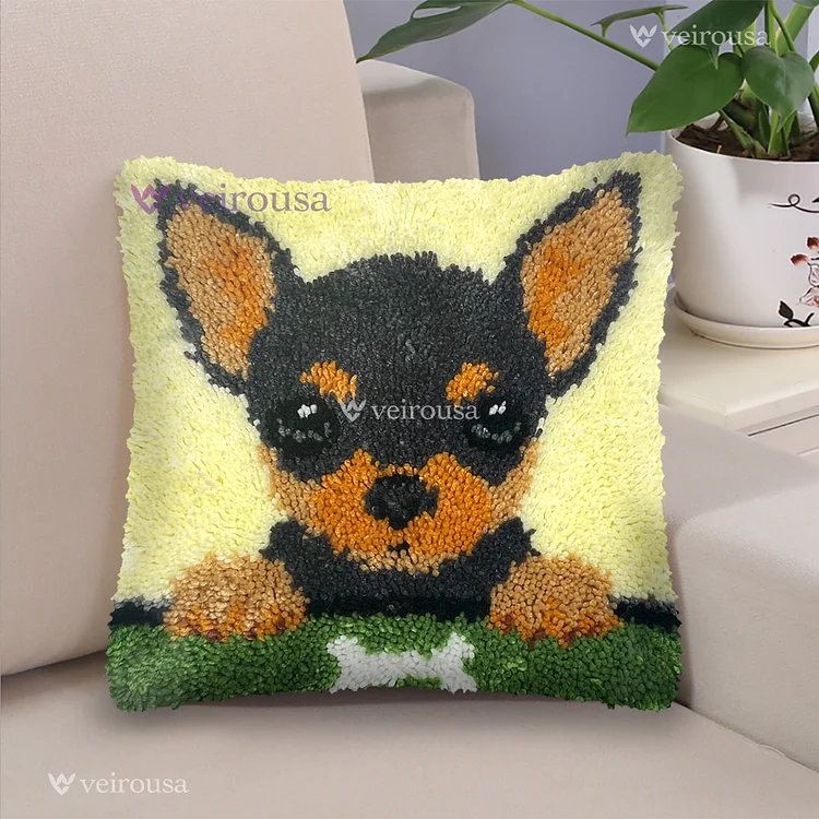 Chihuahua Puppy - Latch Hook Pillow Kit  veirousa