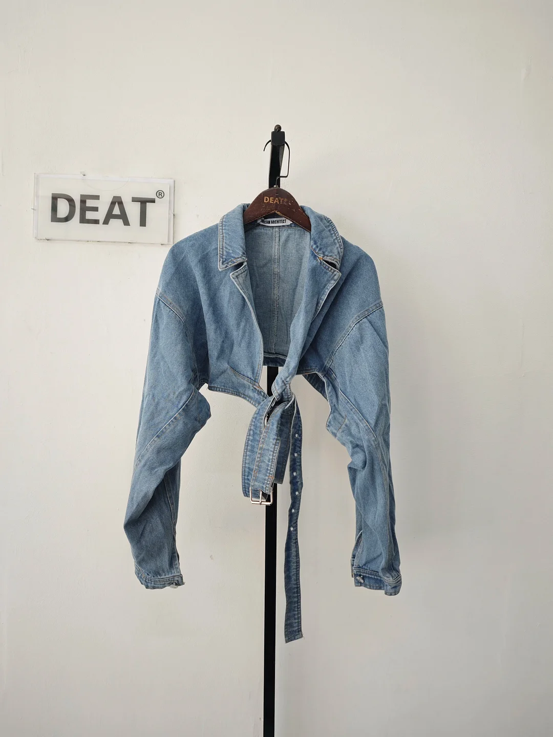 Huibahe Women Denim Jackets Notched Collar Long Sleeve Crossed High Waist Spliced Belt Short Coat 2024 Summer New Fashion 7AB3526