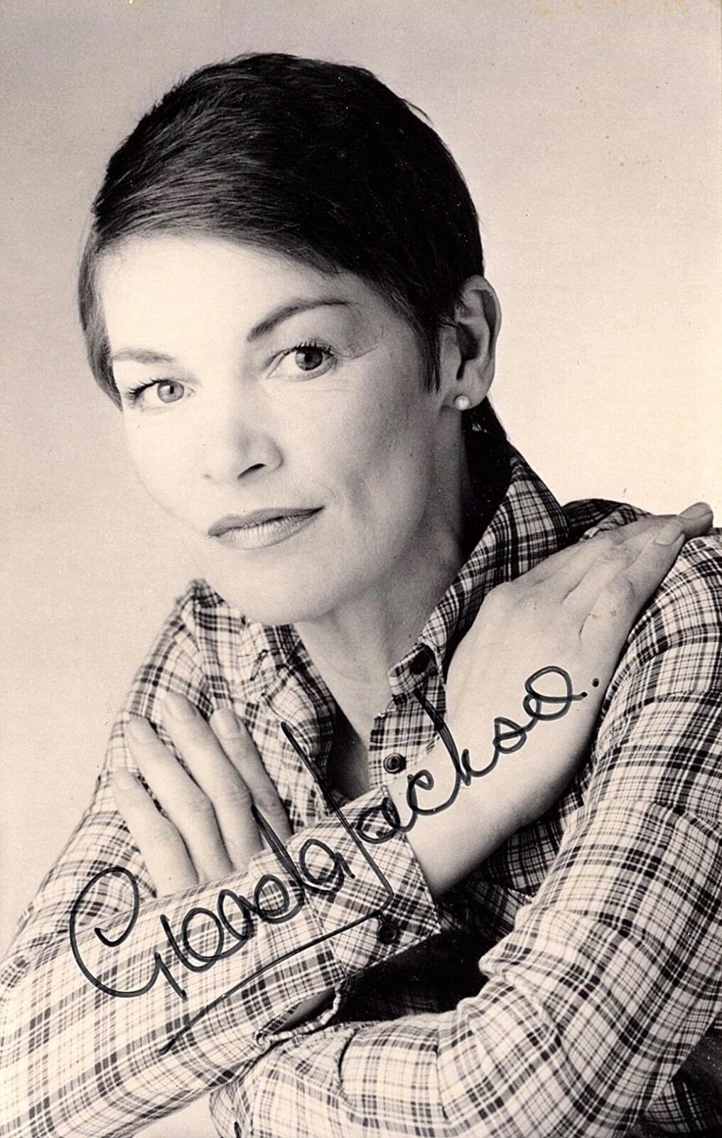 GLENDA JACKSON AUTOGRAPHED SIGNED 3x5 Photo Poster painting Women In Love Academy Award Winner