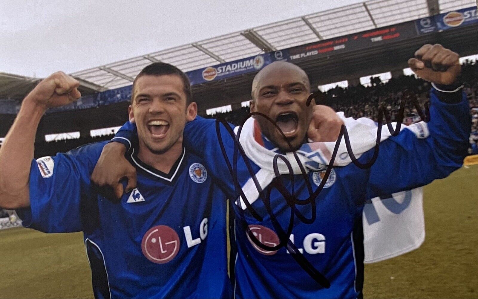 Frank Sinclair Genuine Hand Signed Leicester City 6X4 Photo Poster painting 2