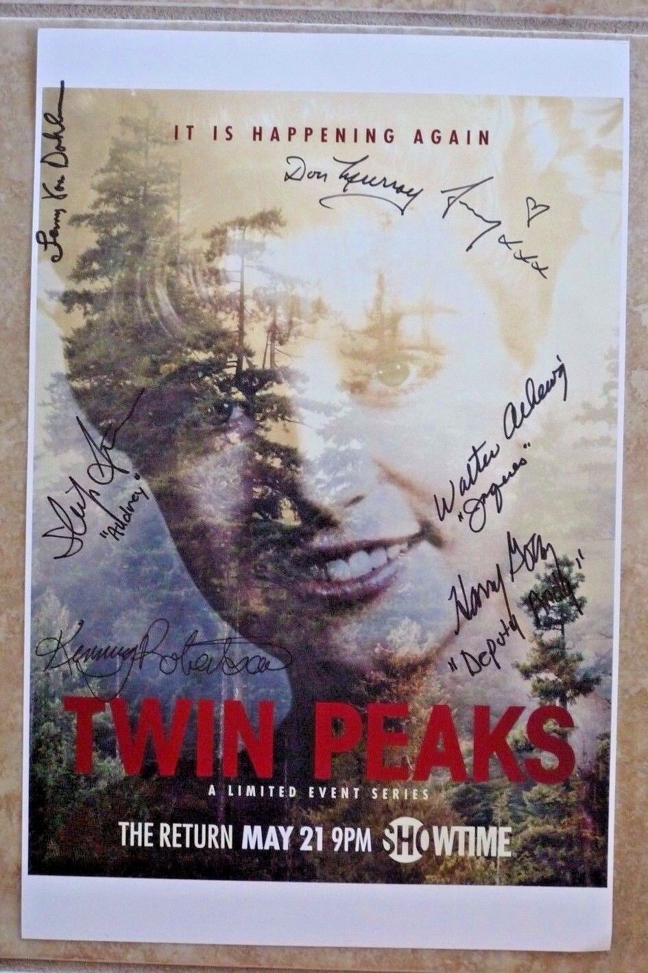 Twin Peaks Autographed 11X17 Poster Photo Poster painting PSA Guaranteed Signed by 7 #2 G1