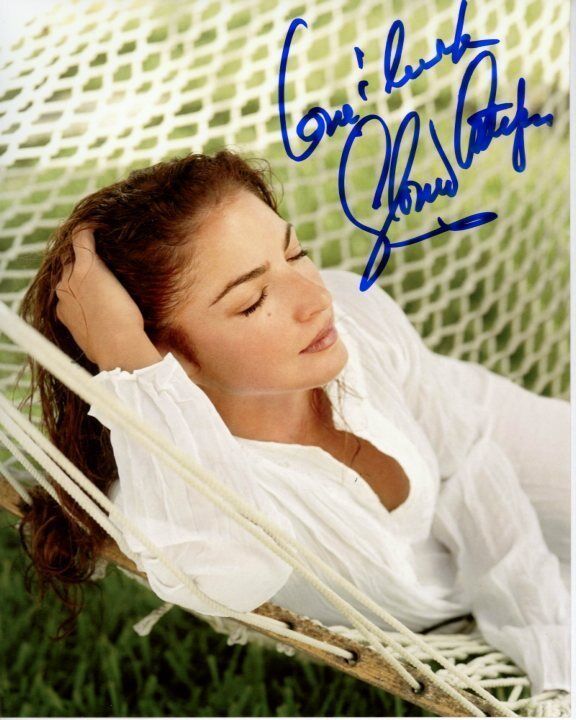 GLORIA ESTEFAN Signed Autographed Photo Poster painting