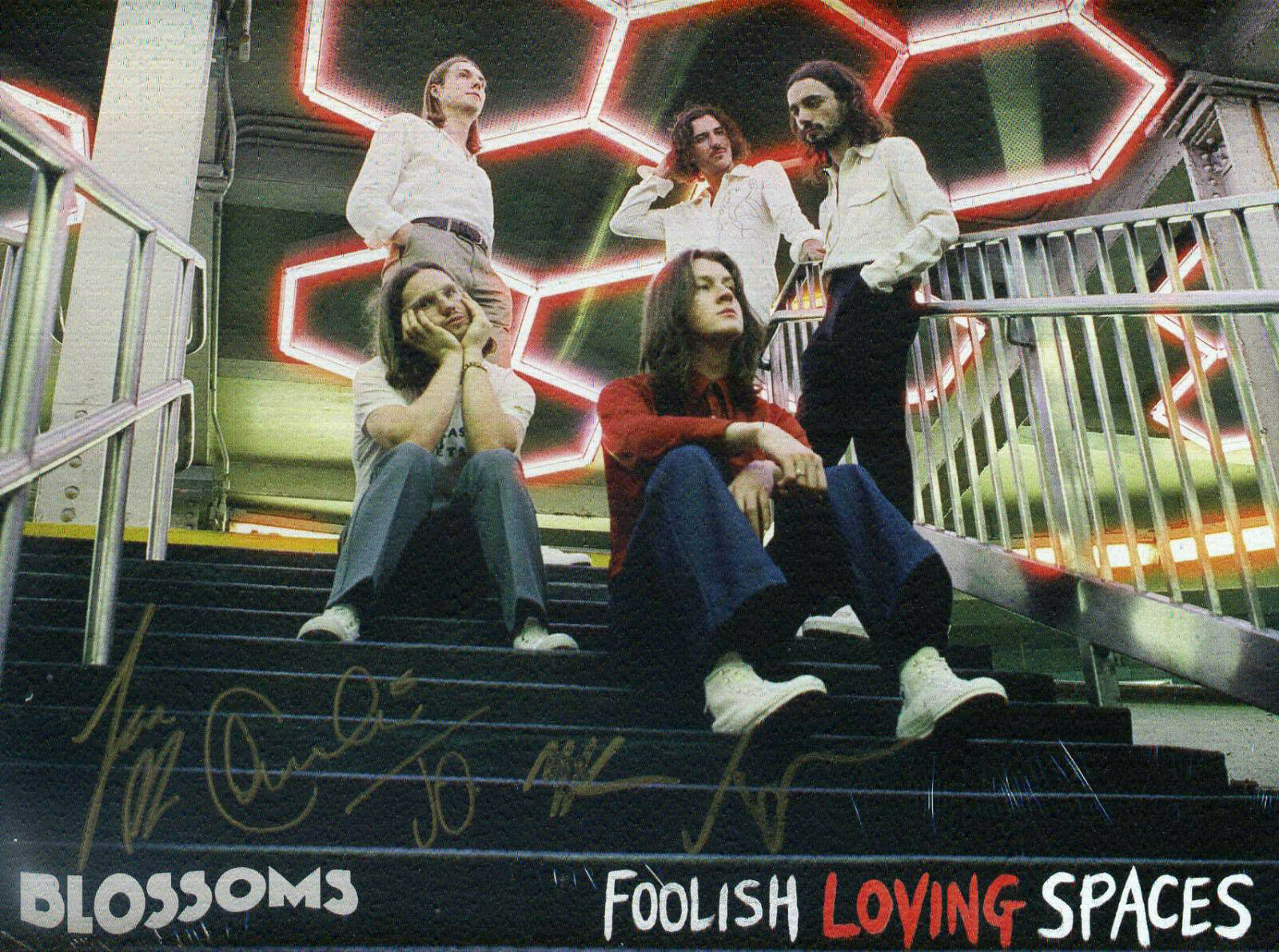 BLOSSOMS Signed Photo Poster paintinggraph - Pop Band / Group Stars - preprint