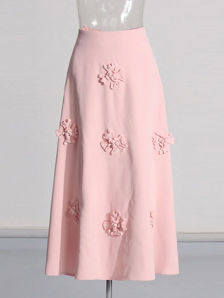 Uaang Spring 2025 New Niche Fashion Temperament Flower Stitching Design High-Waist Long-Singing Half-Dressed Woman