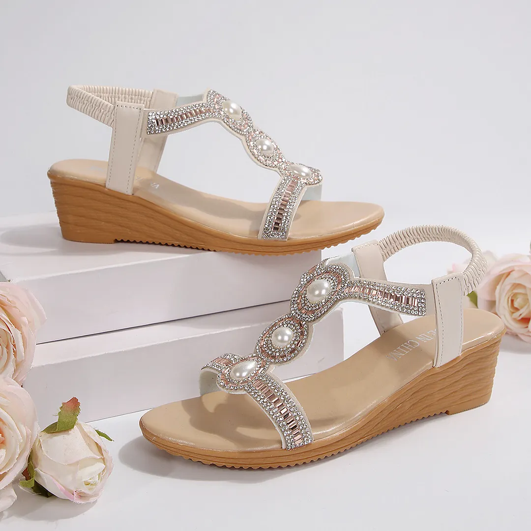 Yyvonne New Flat Bottom Heel Sandals Women Fashion Water Drill Beach Sandals Bohemian Women's Shoes