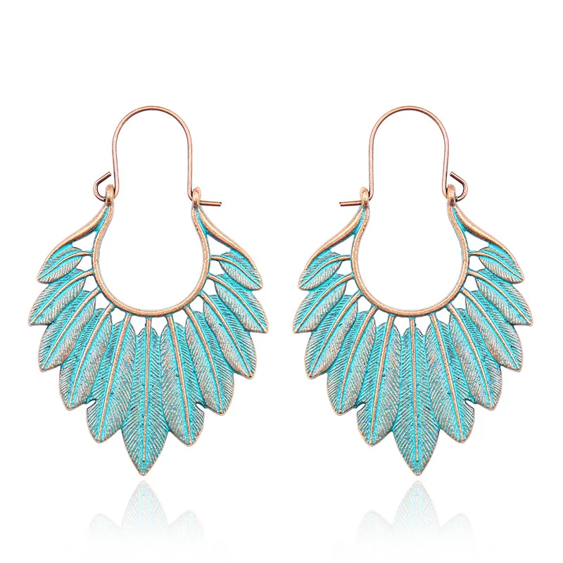 Women's Bohemian Court Hollow U-shaped Earrings