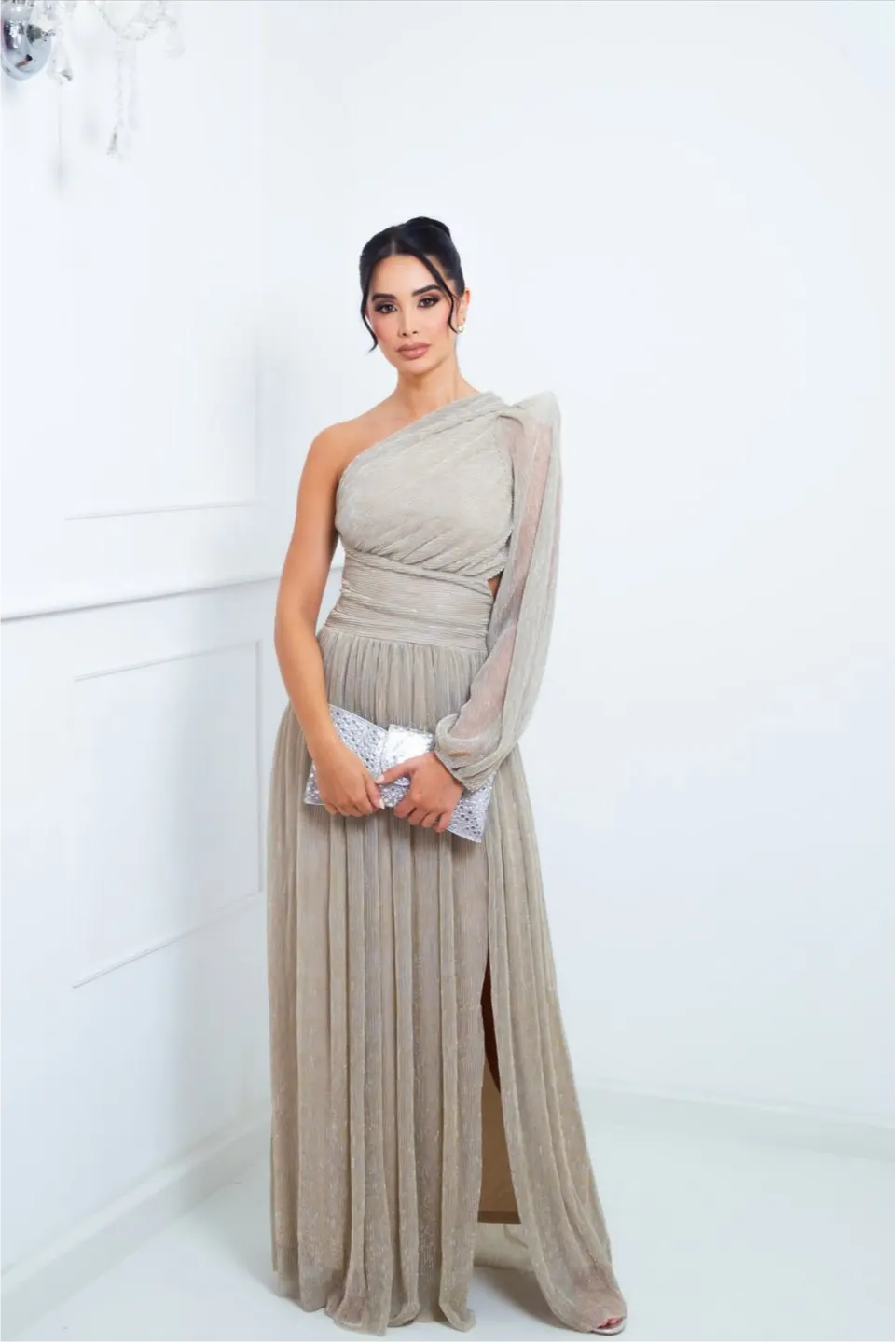 One Shoulder Long Sleeve High-Waisted Long A-Line Prom Dress With Pleated And Split Wellcucu YQ0090