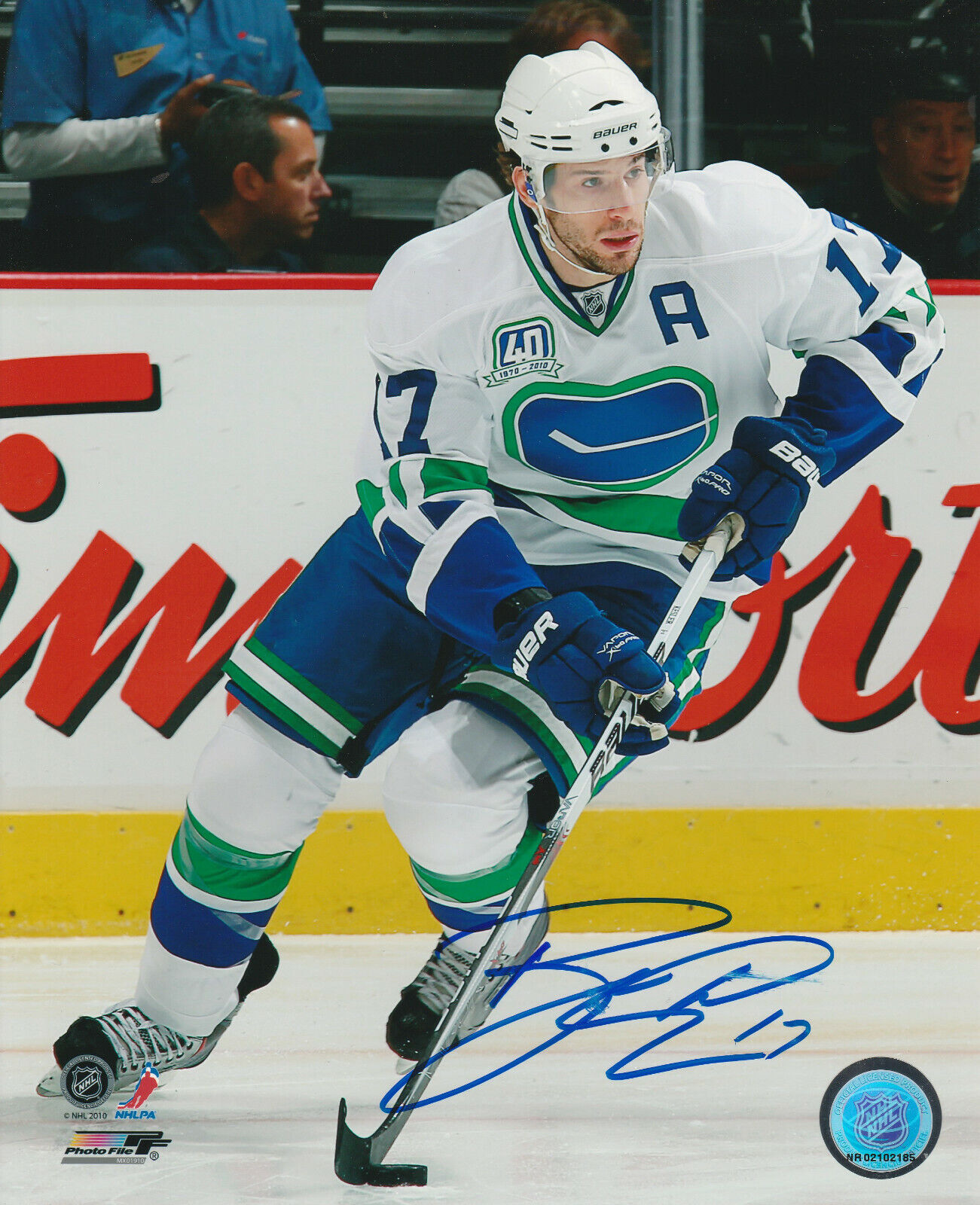 RYAN KESLER SIGNED VANCOUVER CANUCKS 8x10 Photo Poster painting #4 Autograph