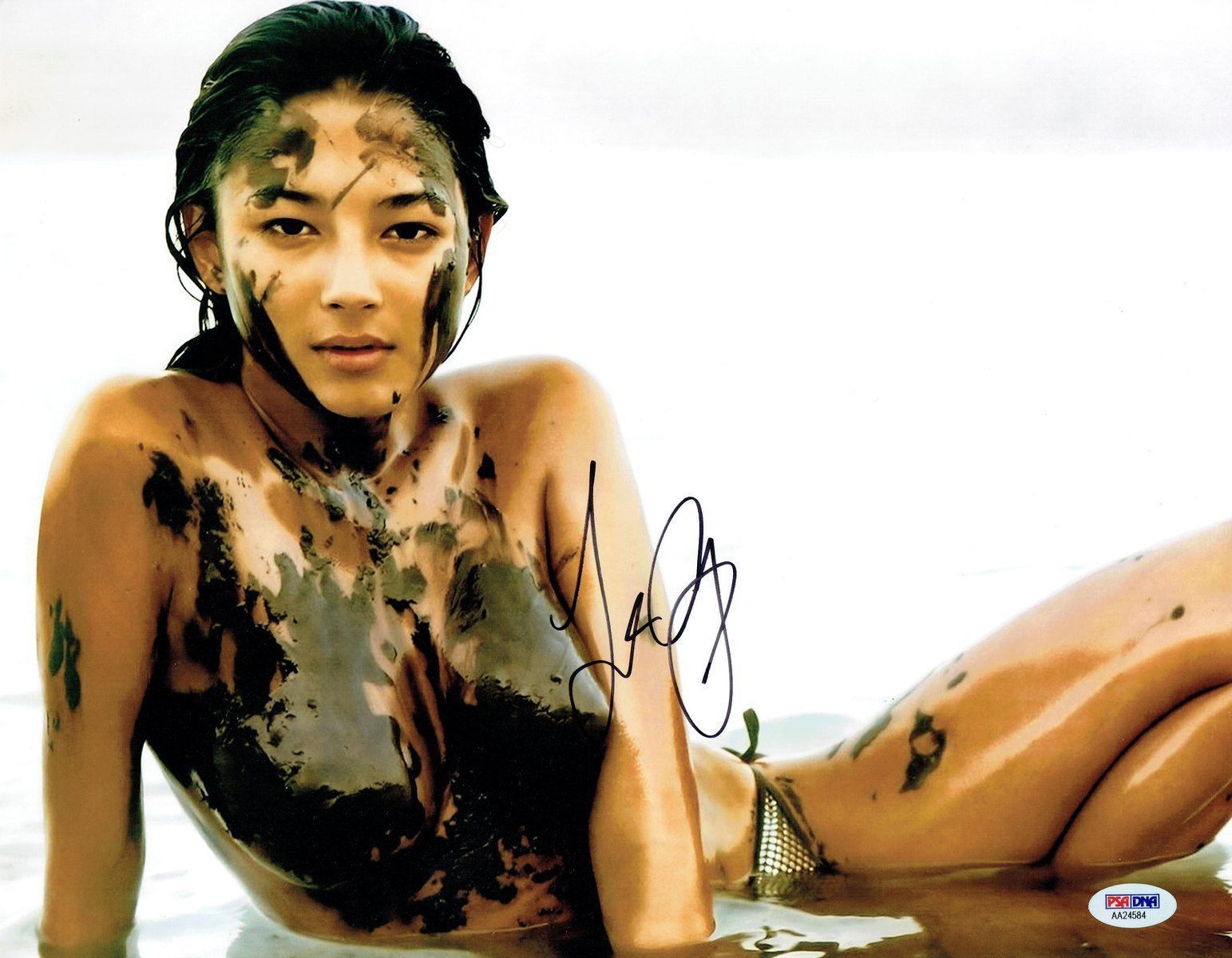 Jessica Gomes Signed Sexy Authentic Autographed 11x14 Photo Poster painting PSA/DNA #AA24584