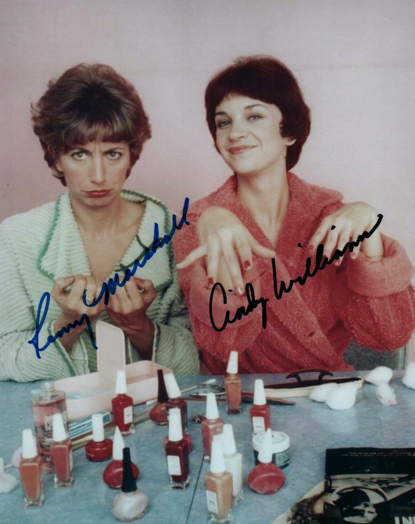 Penny Marshall Cindy Williams 8x10 Autographed signed Photo Poster painting Picture and COA