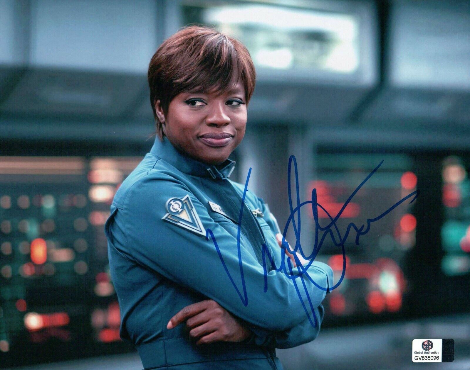 Viola Davis Signed Autographed 8X10 Photo Poster painting Ender's Game in Suit GV838096