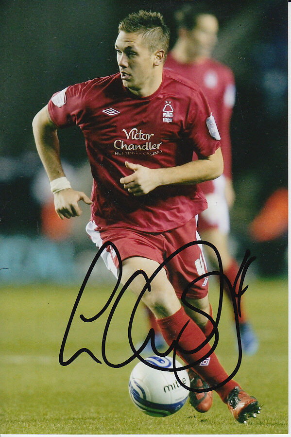 NOTTINGHAM FOREST HAND SIGNED LUKE CHAMBERS 6X4 Photo Poster painting 1.