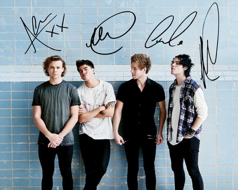 Five Seconds Of Summer Autograph Signed Photo Poster painting Print