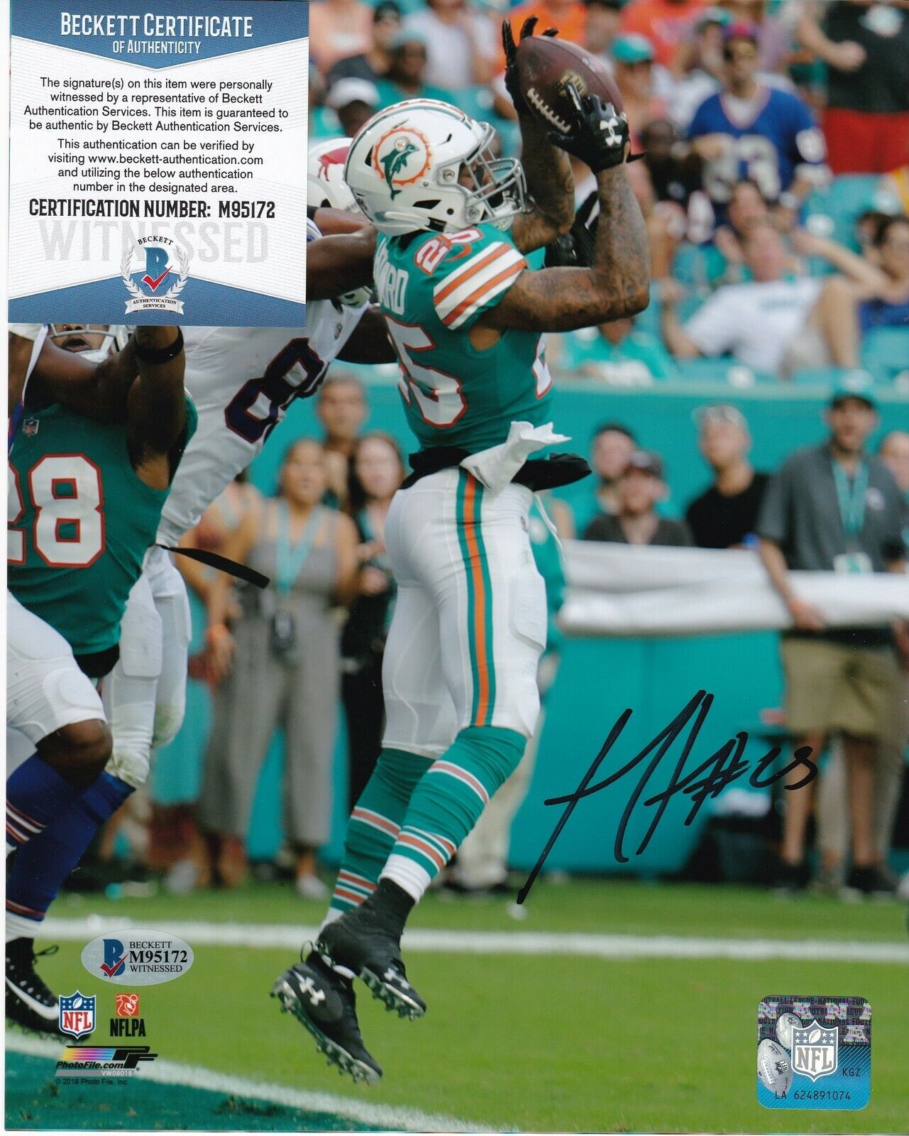 XAVIEN HOWARD MIAMI DOLPHINS BECKETT AUTHENTICATED ACTION SIGNED 8x10